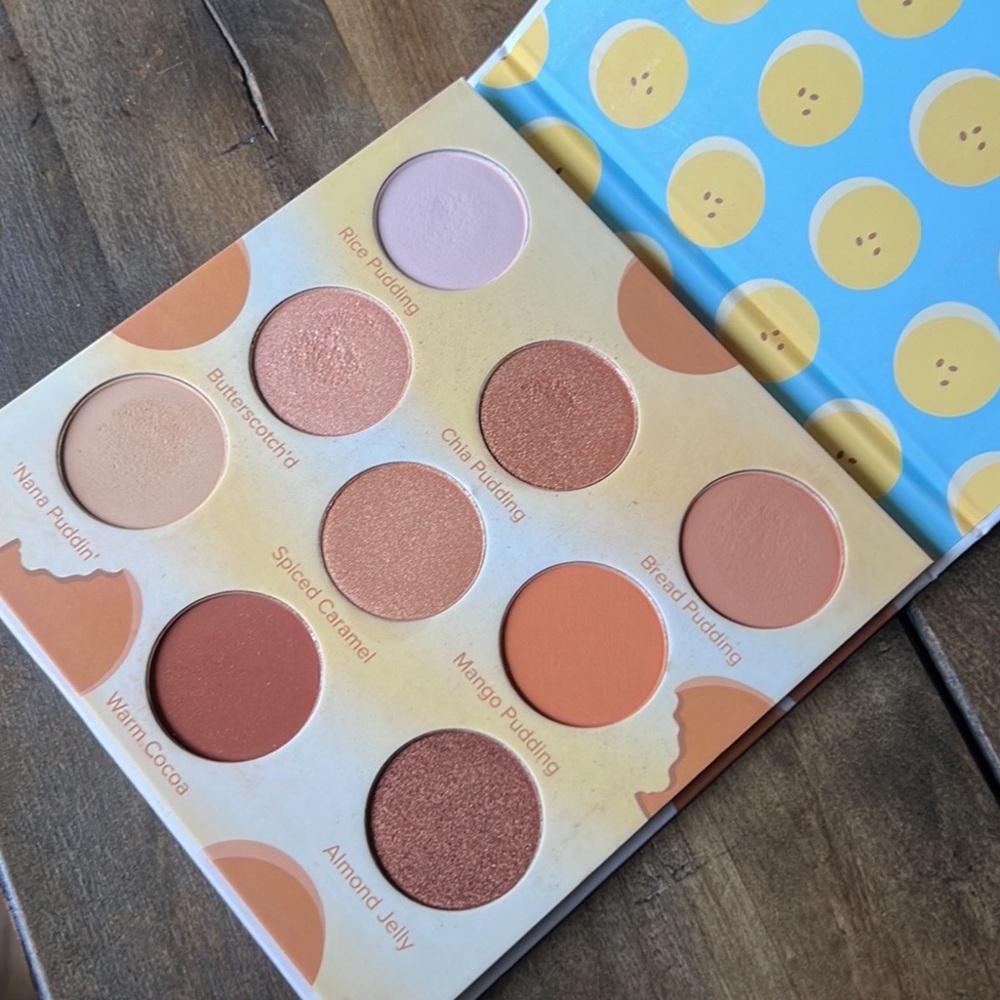 Beauty Bakerie - Proof is in the Puddin’ eye shadow palette EUC